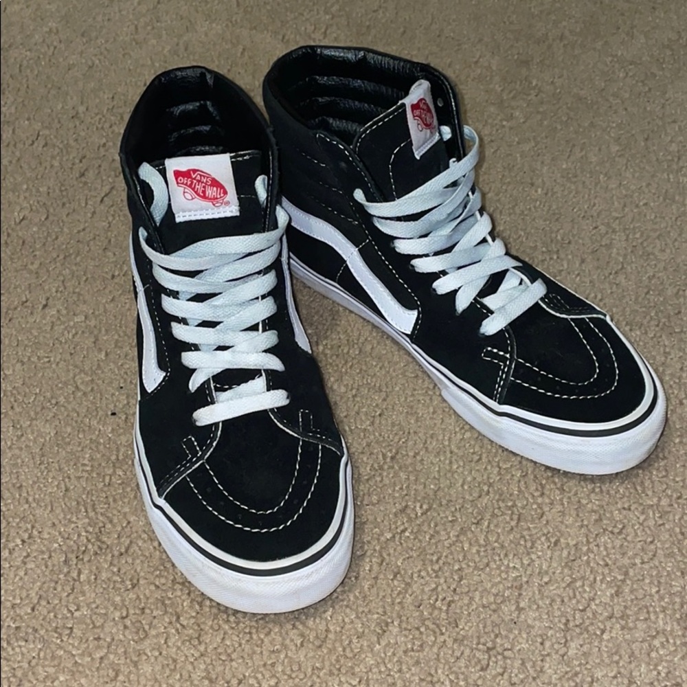Vans SK8-Hi black and white